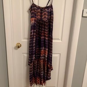 Tie-dye LF dress high slit leg short in front MED